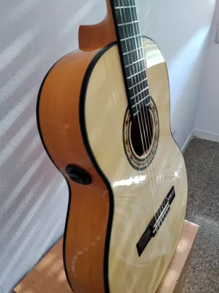 Guitarra Flamenca Clásica Tapa pino abeto macizo