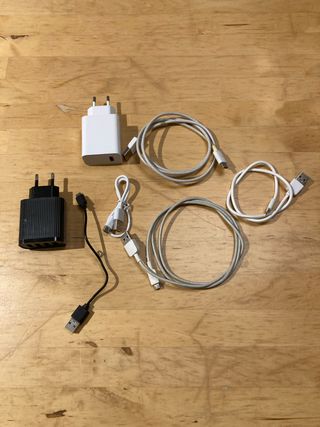 Cargadores USB y adaptadores de corriente