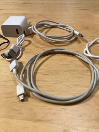 Cargadores USB y adaptadores de corriente