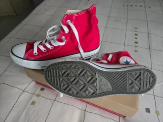 All Star Converse Hi Red