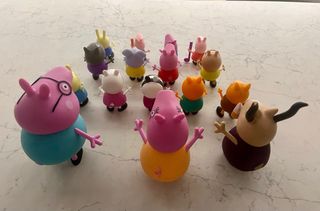 16 Muñecos Peppa Pig