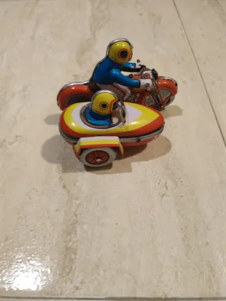 Giocattolio di latta Moto con Sidecar