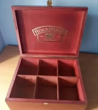 Teiera e 3 tazze con scatola in legno