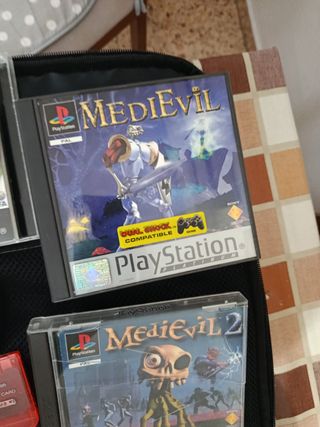Pack PS1 completo + Valigia + MediEvil + giochi