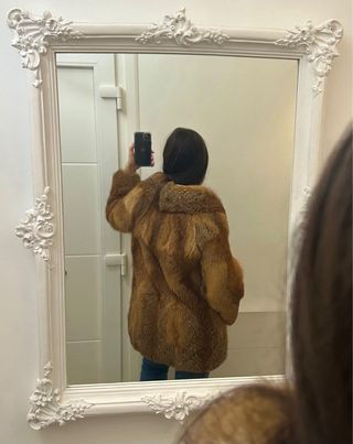 Abrigo de pelo marrón