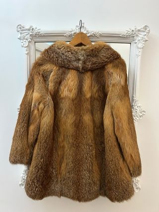 Abrigo de pelo marrón