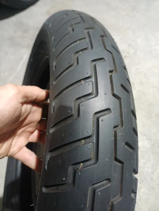 Neumático Dunlop D404F 130/90-16