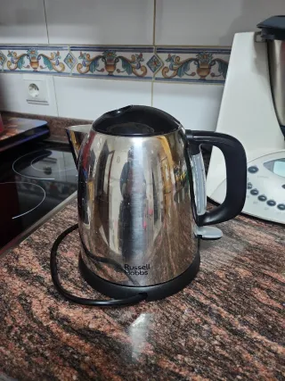 Hervidor de agua Russell Hobbs