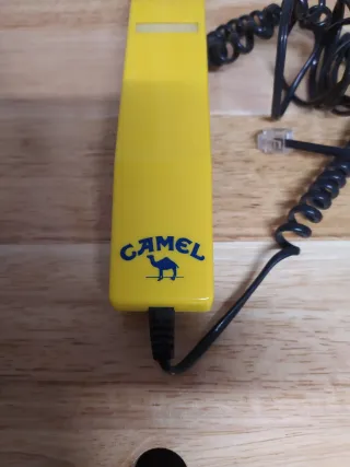 Teléfono Vintage Camel Amarillo