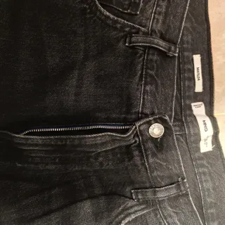 Pantalón vaquero recto Mango negro