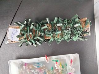 100 vecchie palline di Natale