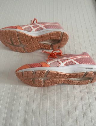 Deportivas Asics