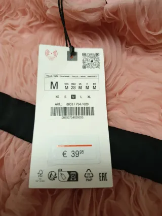 Vestido rosa flores negro