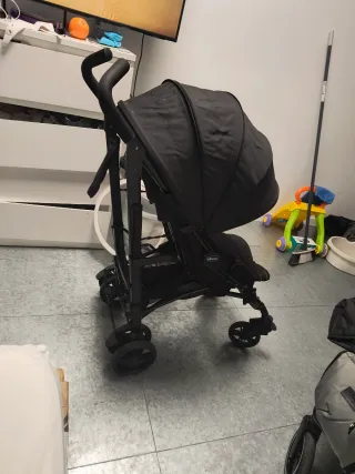 Passeggino Chicco nero