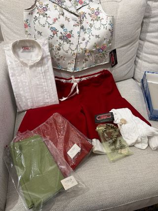 Traje completo Fallero, nuevo sin estrenar.