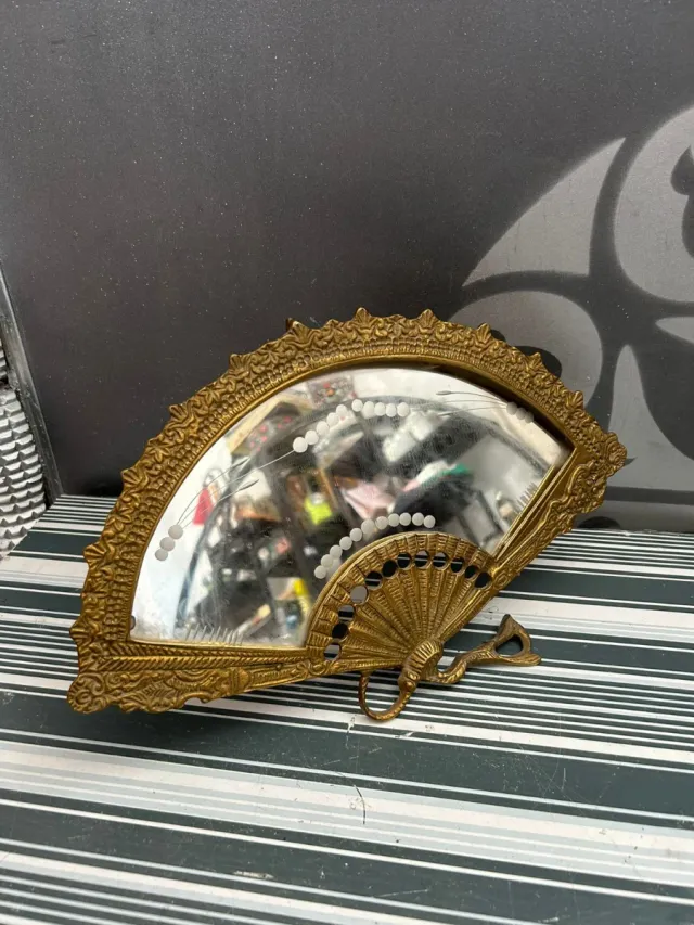Espejo abanico vintage de bronce