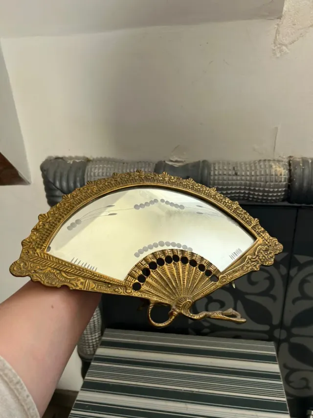 Espejo abanico vintage de bronce