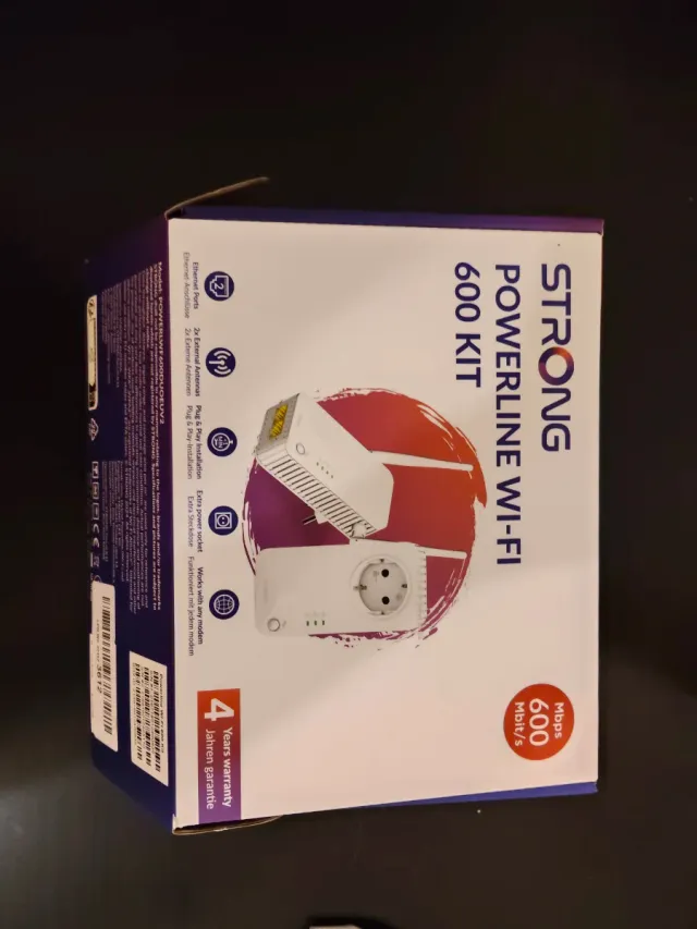 STRONG Powerline Wi-Fi 600 Kit