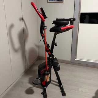 Bicicleta Estática EVOLAND Roja y Negra