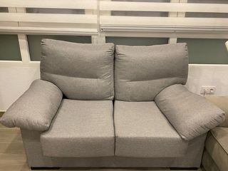 Divano a 2 posti grigio