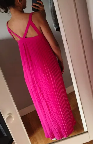 Vestido largo plisado rosa Massimo Dutti