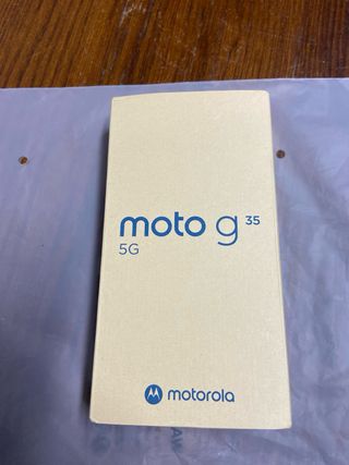 Motorola Moto G35 5G 128GB Nuovo di zecca.
