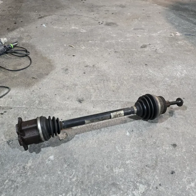 Palier derecho Seat Exeo 8E0407272AT