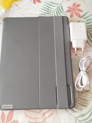 Lenovo Tab M11 Plus + Custodia + Caricabatterie + Penna