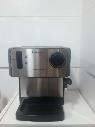 Cafetera Taurus Intenso Moka 20 Bar