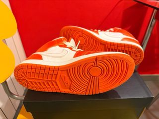 Nike Jordan 1 Mid Naranja/Blanco Talla 41