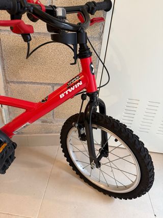 Bicicleta infantil B'twin 16 roja