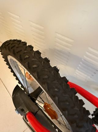 Bicicleta infantil B'twin 16 roja