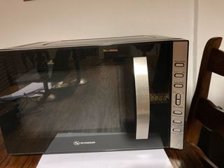 Microonde Schneider 20L
