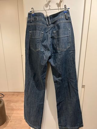 Pantalones campana vaqueros Trucco