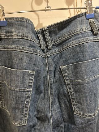 Pantalones campana vaqueros Trucco