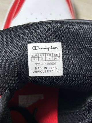 Zapatillas Champion Rojas y Blancas