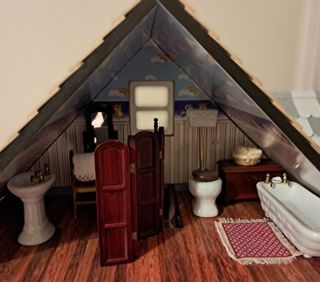 Casa delle bambole vittoriana in legno