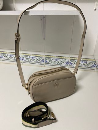 Bolso mujer beige con correa multicolor