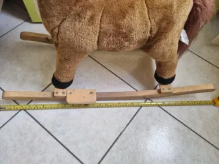 Cavallo a dondolo peluche marrone