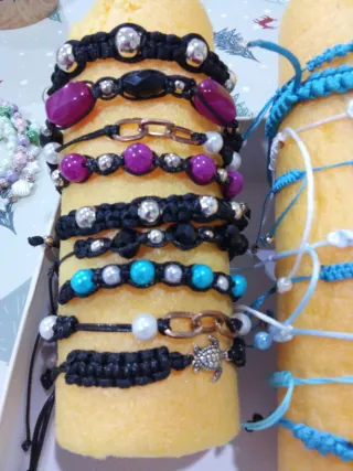 Pulseras artesanales