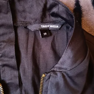 Bomber spalle scoperte nero