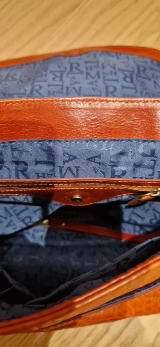 Bolso Lamarthe de piel. Color cuero anaranjado