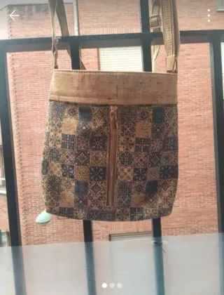 Bolso / bandolera de corcho hecho a mano