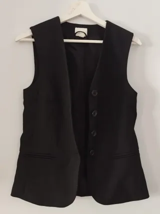 Chaleco negro elegante