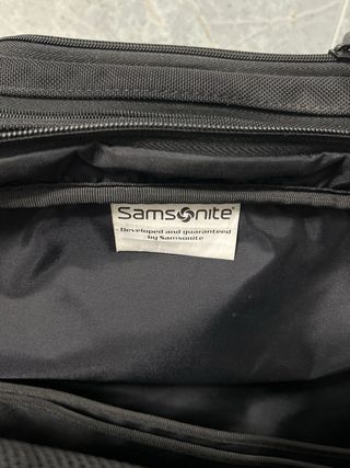 Maletín Samsonite Negro