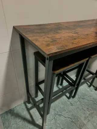 Tavolo alto industriale da cucina con 2 sgabelli