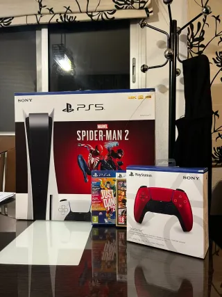 PlayStation 5 con lettore + DualSense Rosso