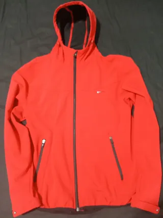 Cazadora Mountain Roja