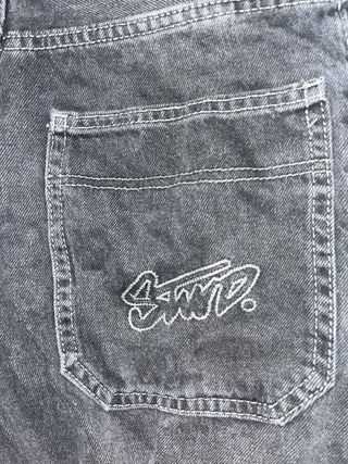 Pantalón cargo Pull&Bear negro talla EUR: 32