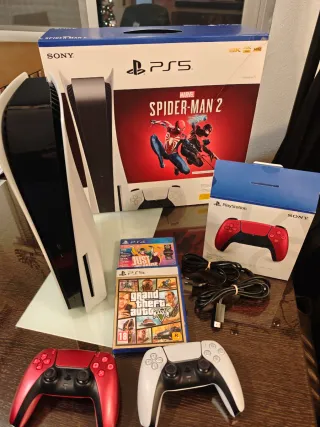 PlayStation 5 con 2 controller e 2 giochi